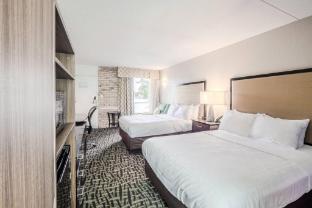 clarion pointe winston salem downtown