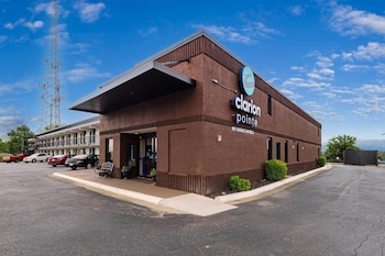 Clarion Pointe Winston – Salem Downtown,,3 star