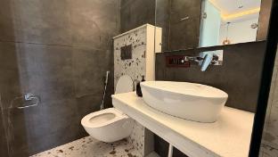 yes hotel by the ganges