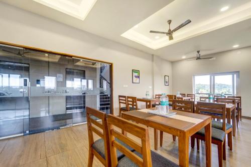 treebo pratham inn manipal