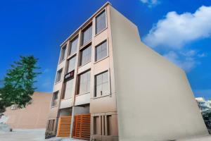 super hotel o apple inn behind state bank of india