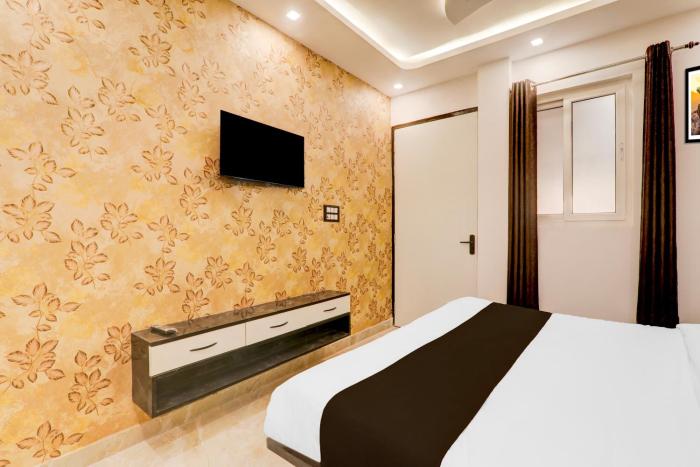 hotel o apple inn behind state bank of india