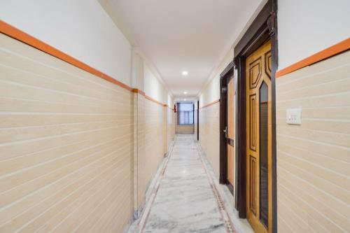 Super Hotel O 4 Square A Luxury Rooms Near Rdc Main Market,,3 star