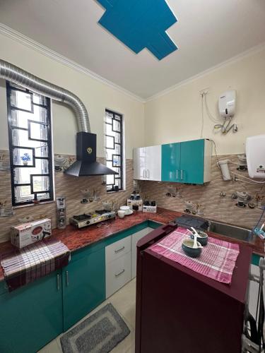 elysium the himalayan and ganges view yoga retreat