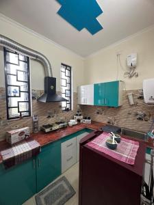 elysium the himalayan and ganges view yoga retreat