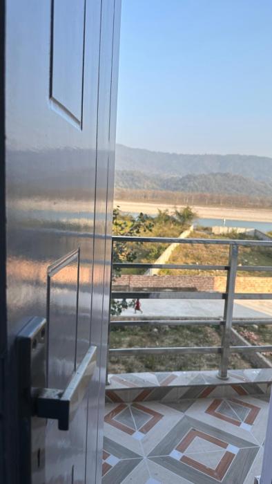 elysium the himalayan and ganges view yoga retreat