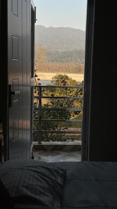 elysium the himalayan and ganges view yoga retreat