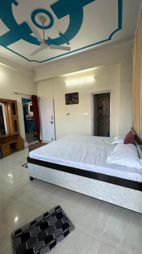 elysium the himalayan and ganges view yoga retreat