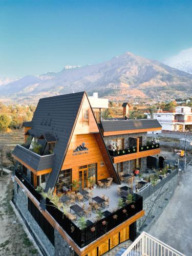 hill sides inn