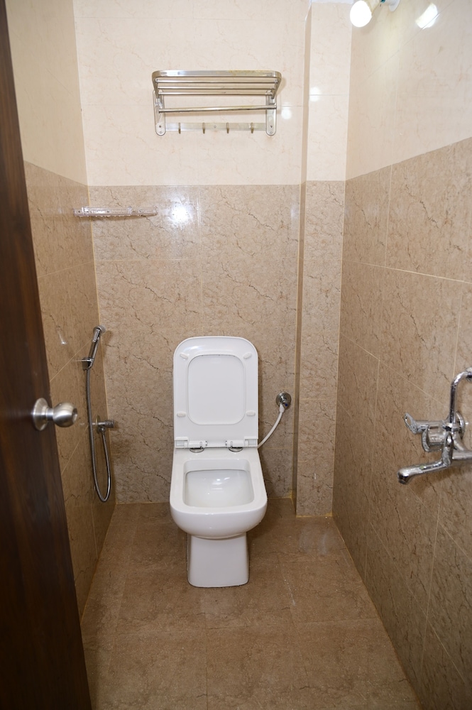 hotel beach comforts