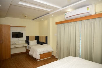 hotel beach comforts