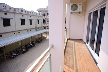 hotel beach comforts