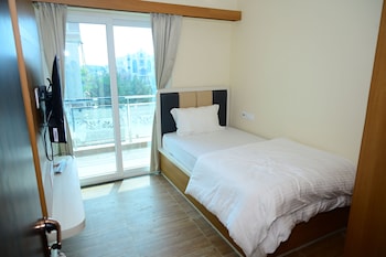 hotel beach comforts