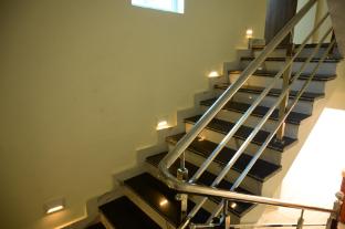 hotel beach comforts