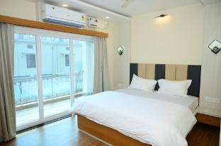 hotel beach comforts