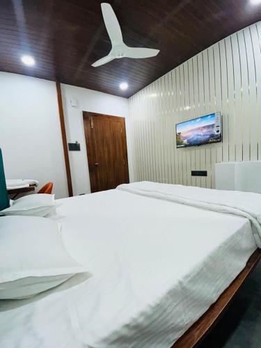 Hotel M Hyatt,,2 star