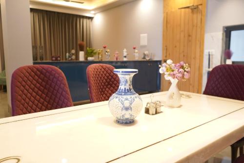 uptown kingdom the luxury homestay