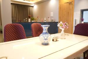 uptown kingdom the luxury homestay