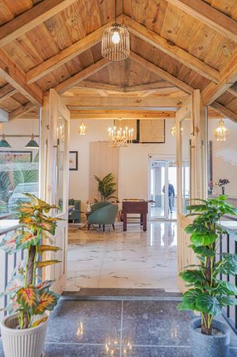 Uptown Kingdom The Luxury Homestay,,4 star