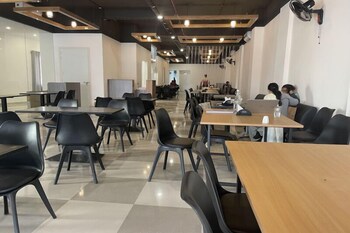 hotel srijan vrindavan