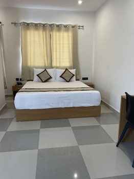 hotel srijan vrindavan