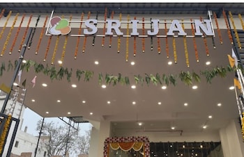 hotel srijan vrindavan