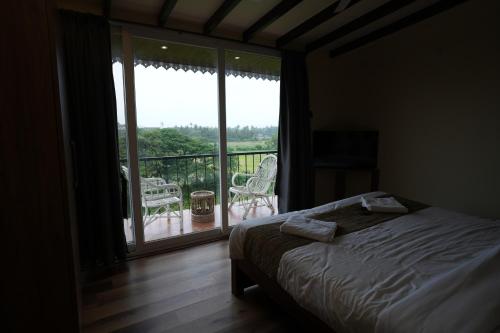 hotel lotus candolim