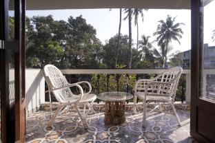 hotel lotus candolim