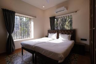 hotel lotus candolim