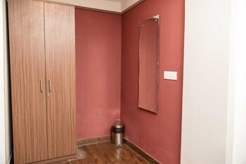30 vamsor heights