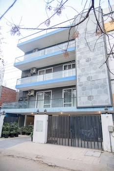 30 vamsor heights