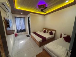 ram basant hotel and resturant