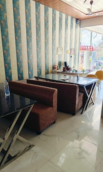 ram basant hotel and resturant