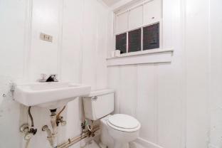 shamrock kings inn by oyo marked tree i 555