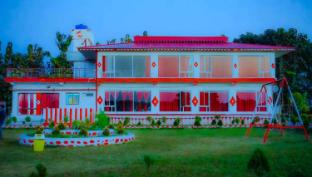 Amantran Hotel & Resort,,3 star