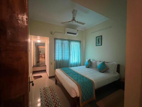 Le Ideal Suites,,3 star