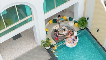 De Lunar Resort Koh Larn,,3 star