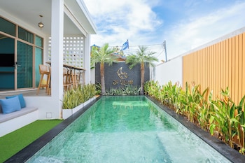 de lunar resort koh larn