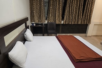 hotel devraj