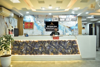 bh hotels aero suites airport road