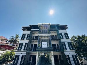 crystal winter arcade