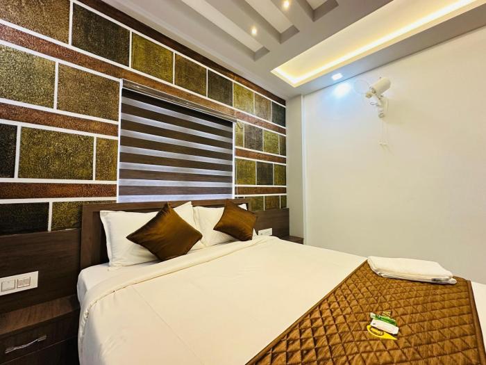 crystal winter arcade