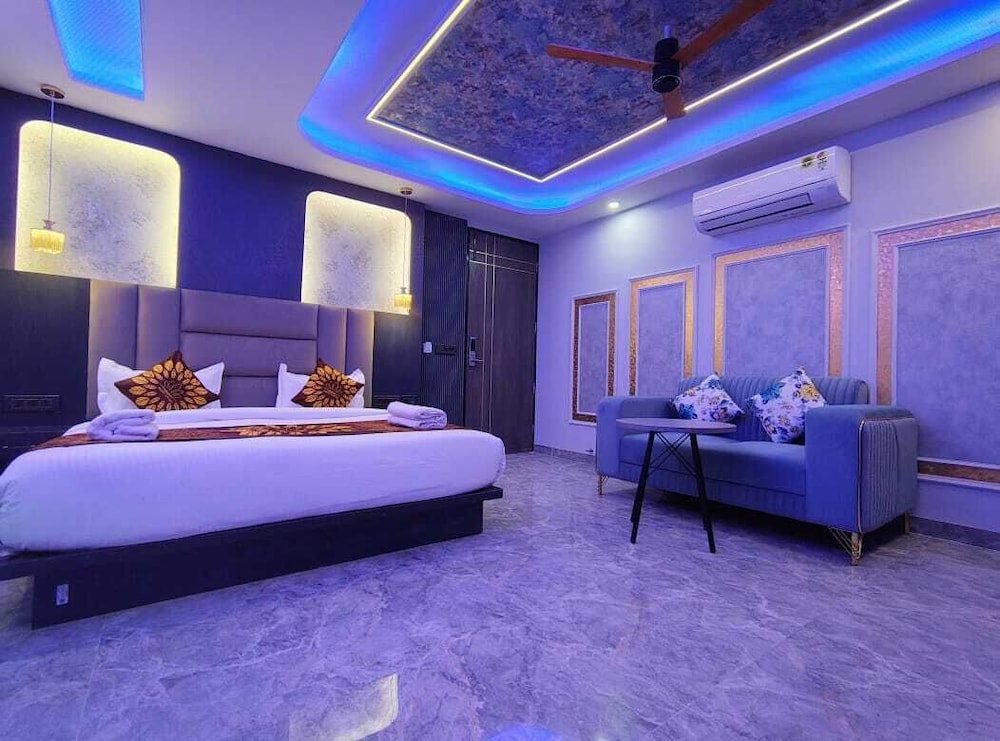 hotel armani suites delhi airport