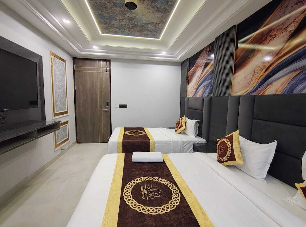 hotel armani suites delhi airport