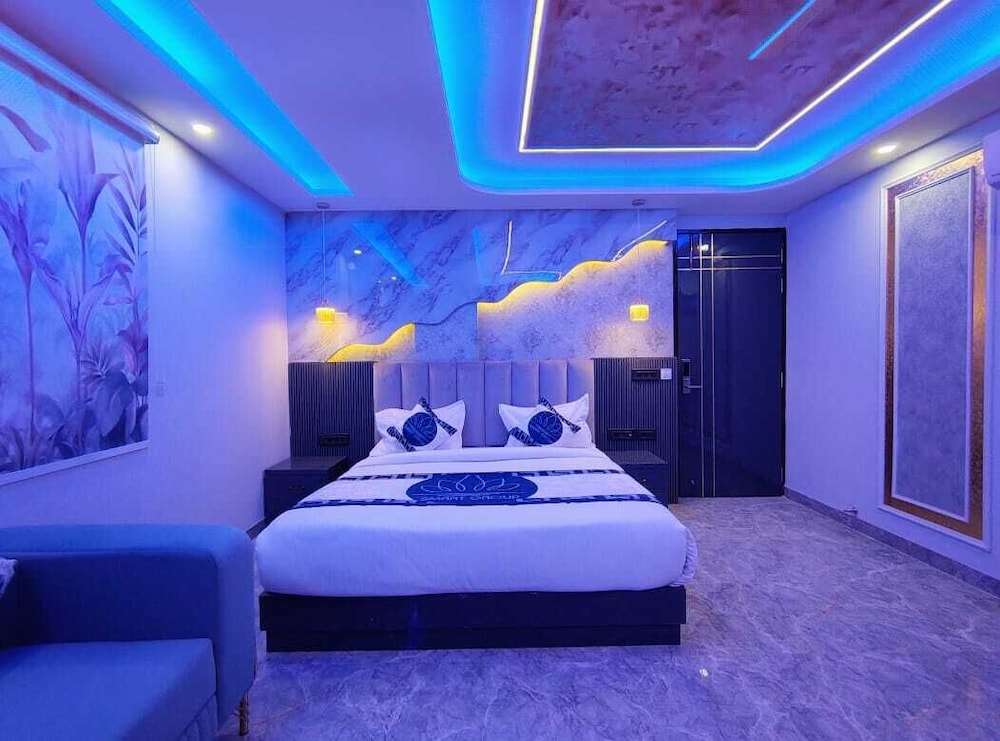 hotel armani suites delhi airport