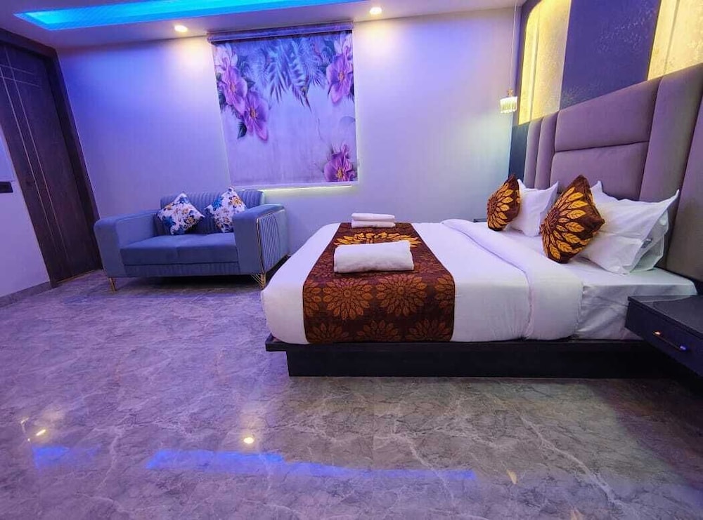 hotel armani suites delhi airport