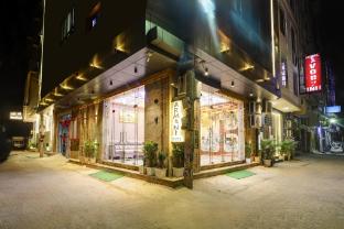 hotel armani suites delhi airport