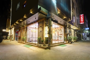 hotel armani suites delhi airport