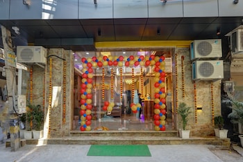 hotel armani suites delhi airport