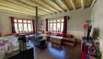 pangong house boutique stay